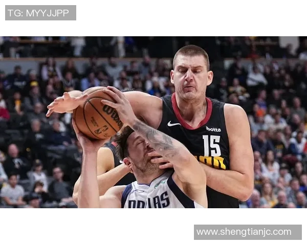 独行侠轻取尼克斯，唐西奇全场贡献33分，王者风范尽显无遗