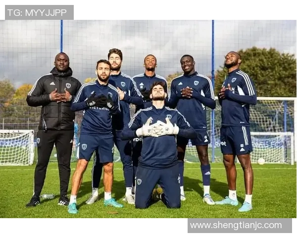 法甲排名榜：巴黎圣日耳曼大胜里尔，领跑积分榜