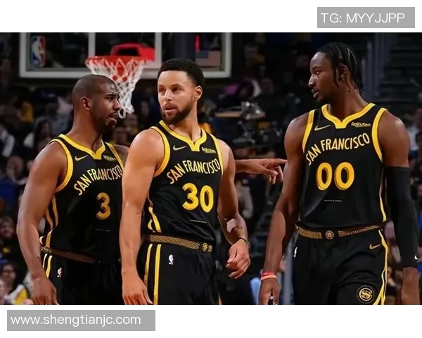 勇士全明星球员库里为球队保持良好状态