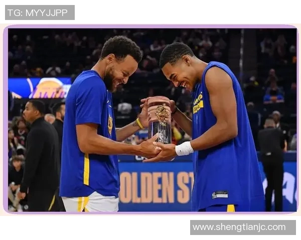 勇士双星伤愈归队，阵容更加强大